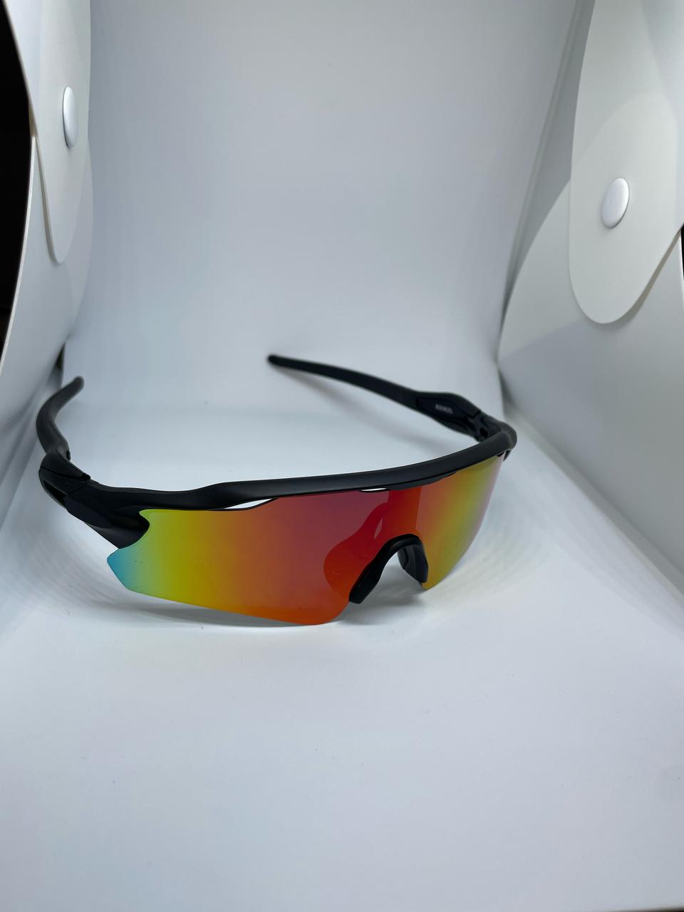 ´´ÓCUROS´´ ESPELHADO PRETO COM VERMELHO