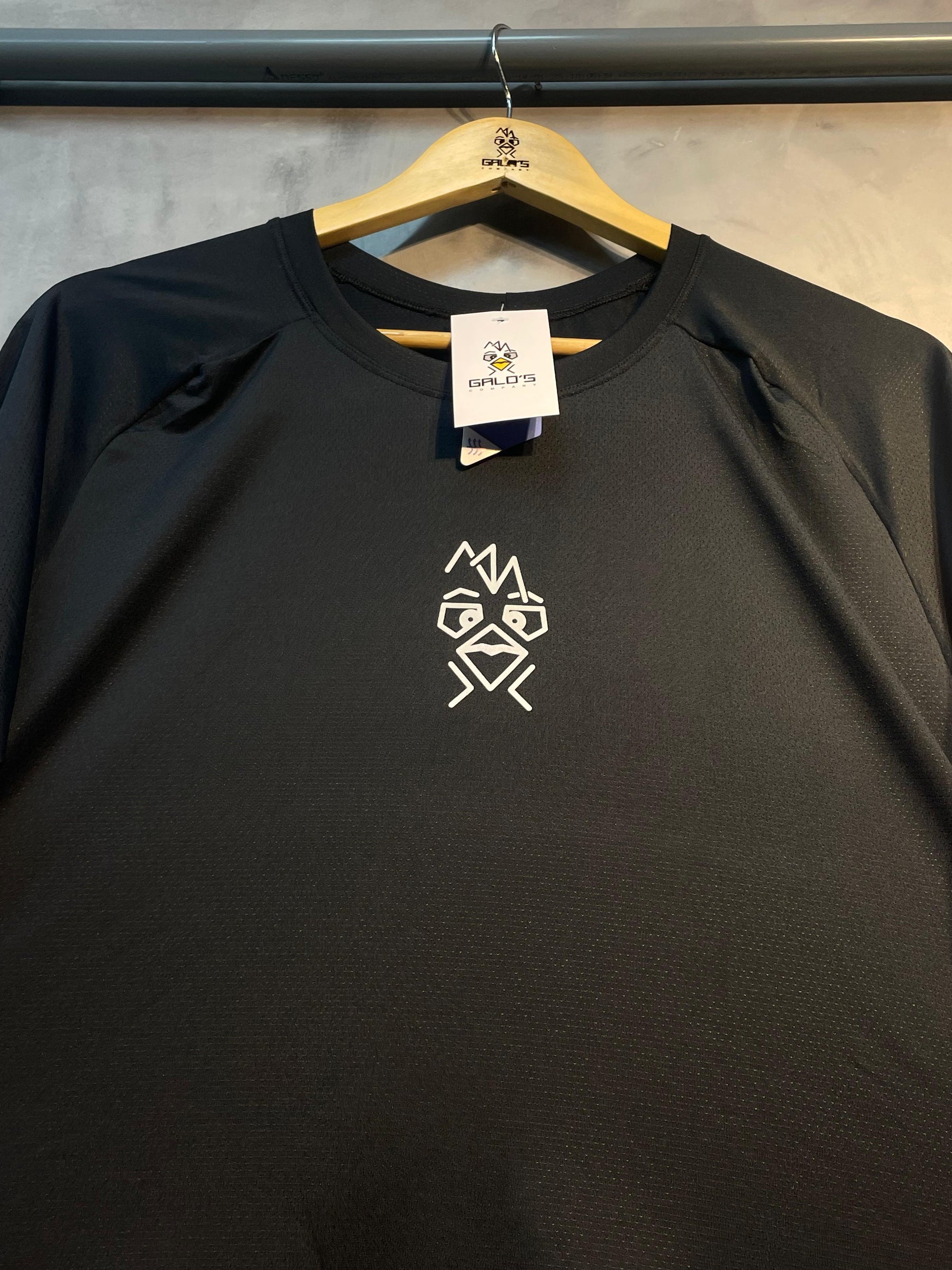 BRUSA dry-fit Unissex – PRETA