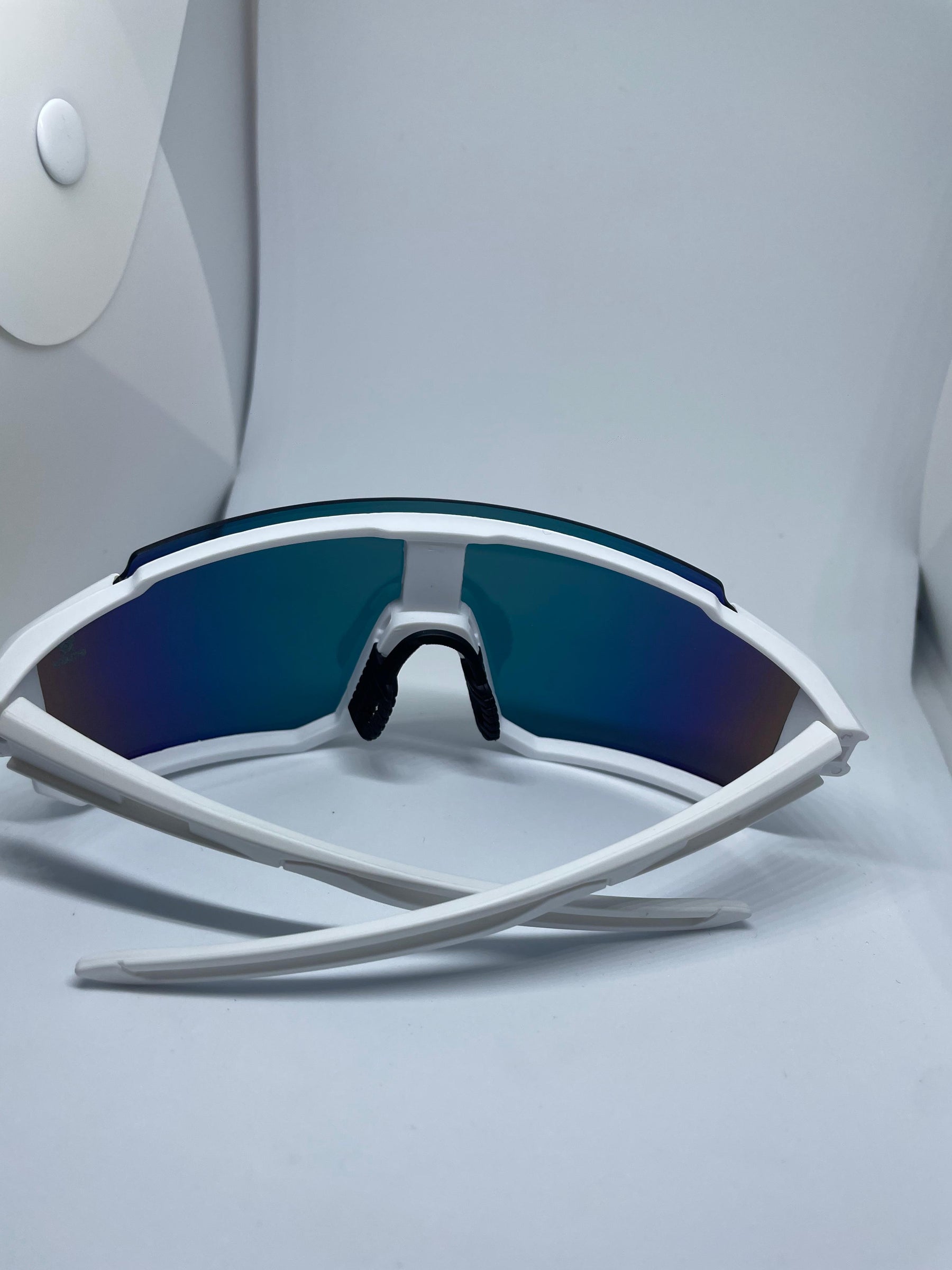 Ócuros "Baixa Pace" branco espelhado