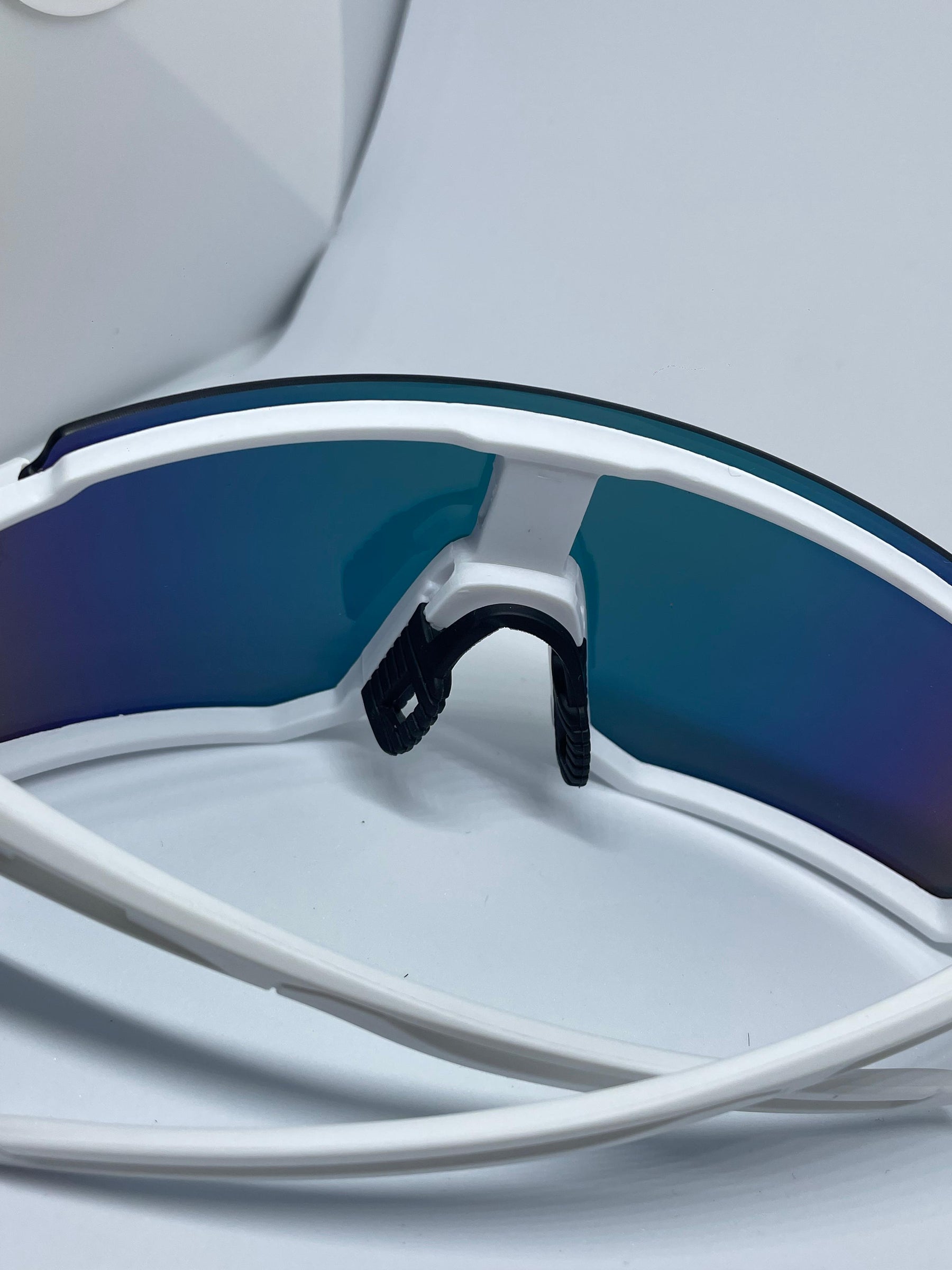 Ócuros "Baixa Pace" branco espelhado